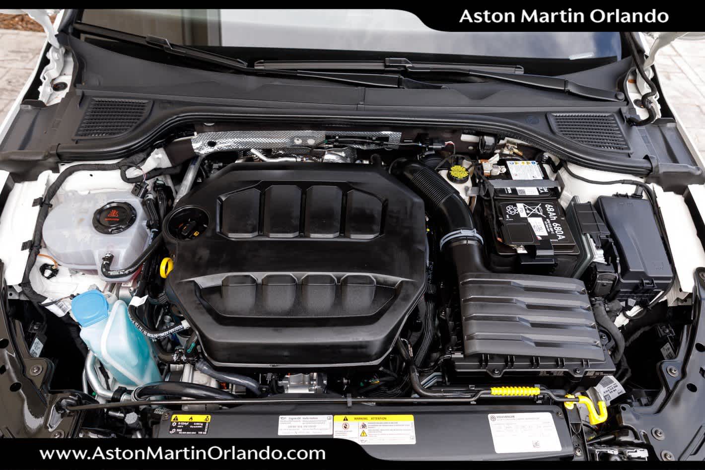 2024 Volkswagen Golf R 2.0T Manual