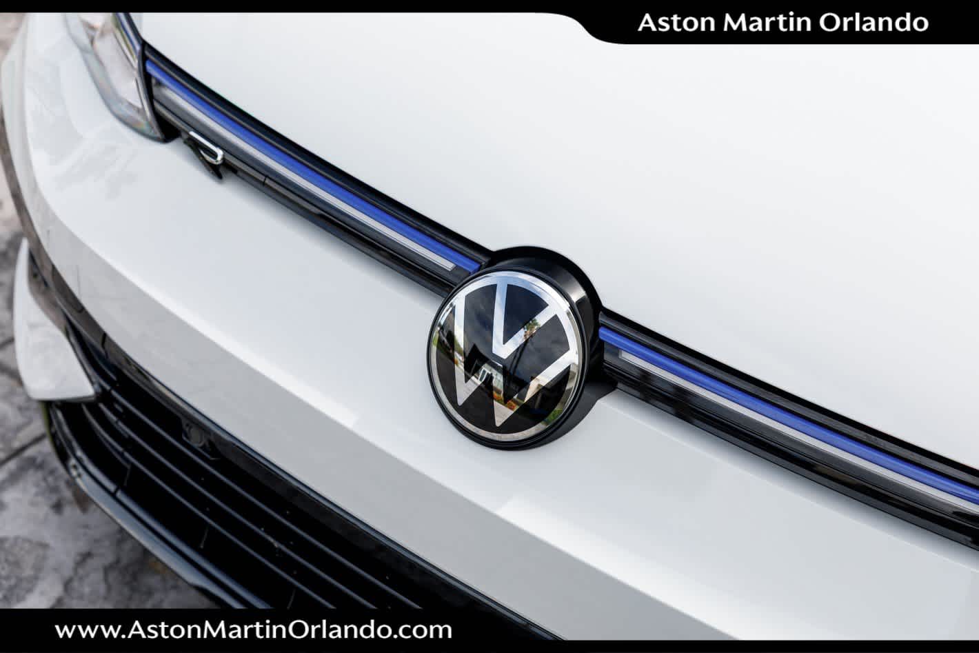 2024 Volkswagen Golf R 2.0T Manual