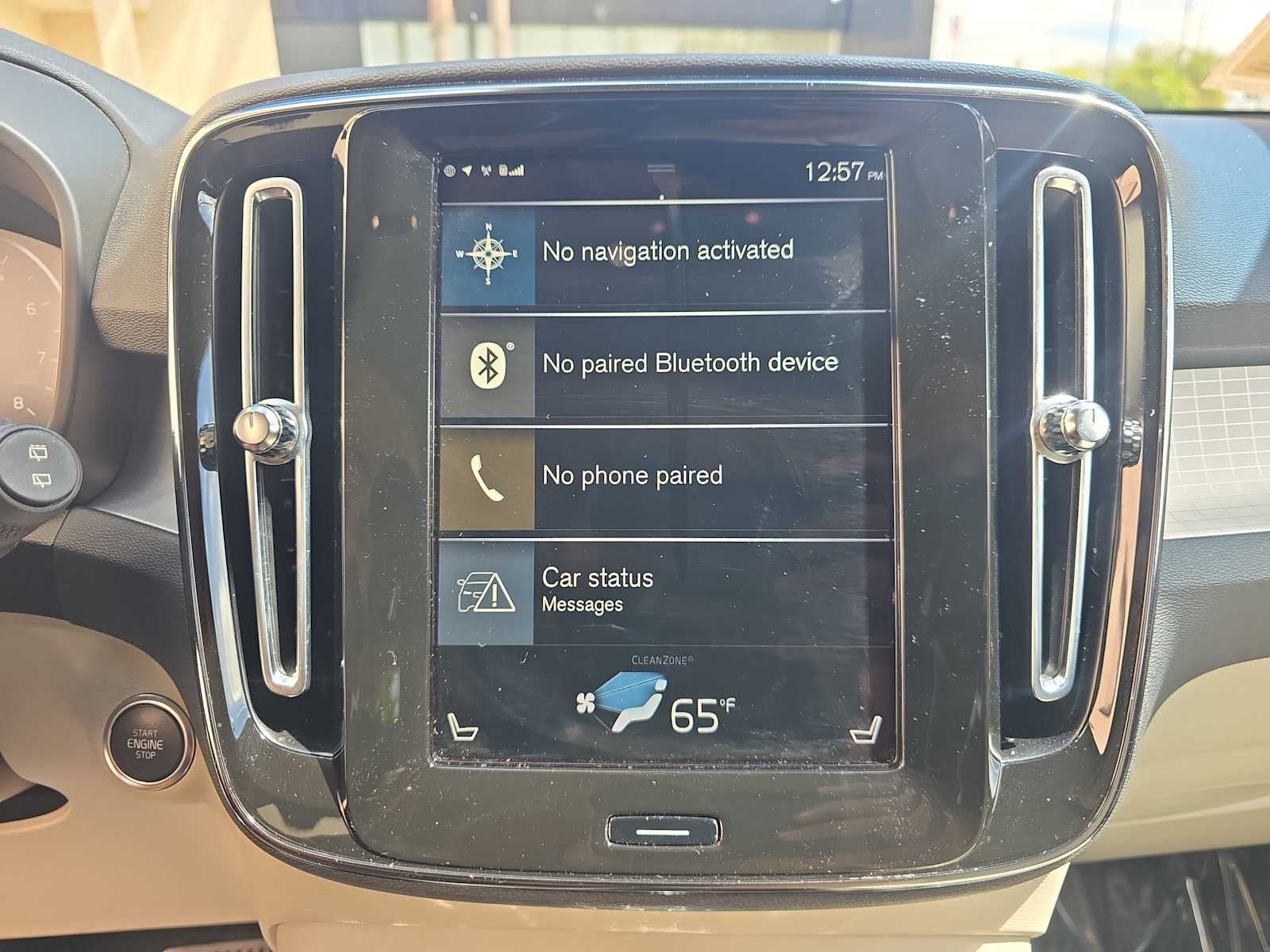 2021 Volvo XC40 Momentum