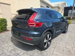 2021 Volvo XC40 Momentum
