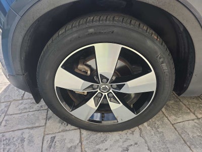 2021 Volvo XC40 Momentum