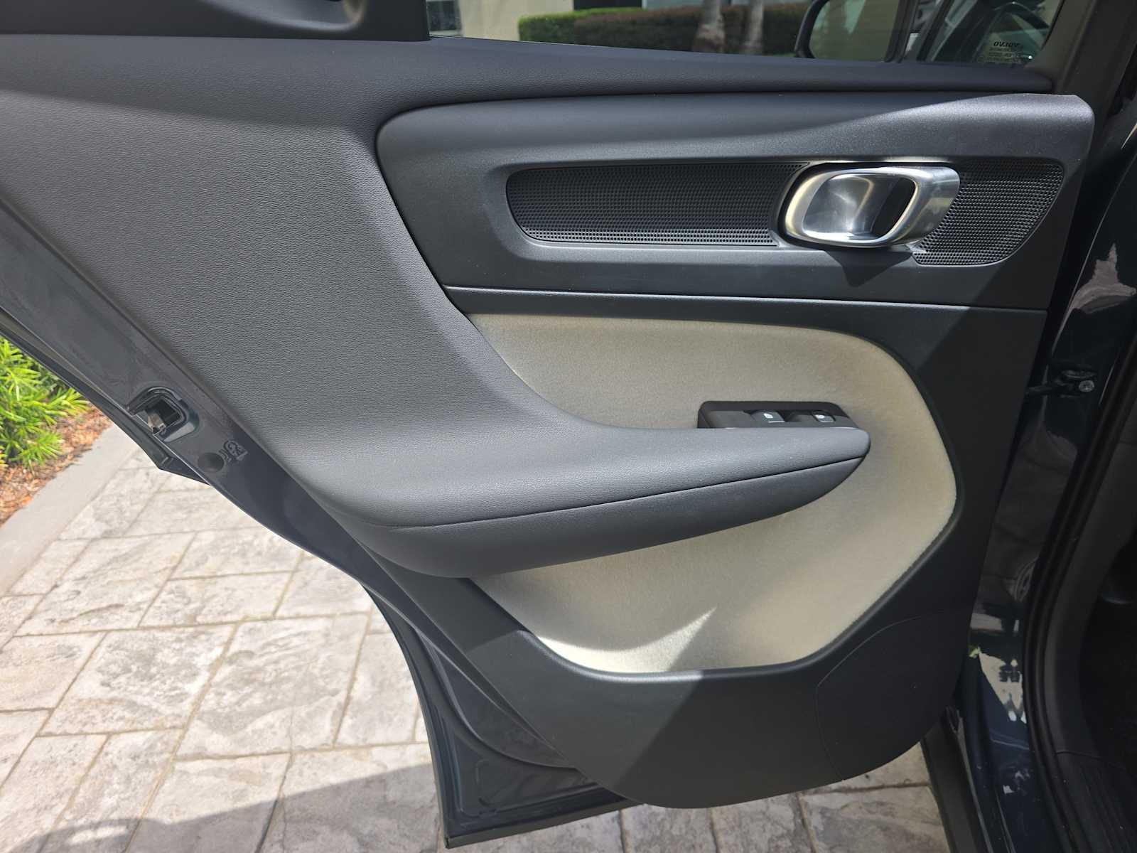 2021 Volvo XC40 Momentum